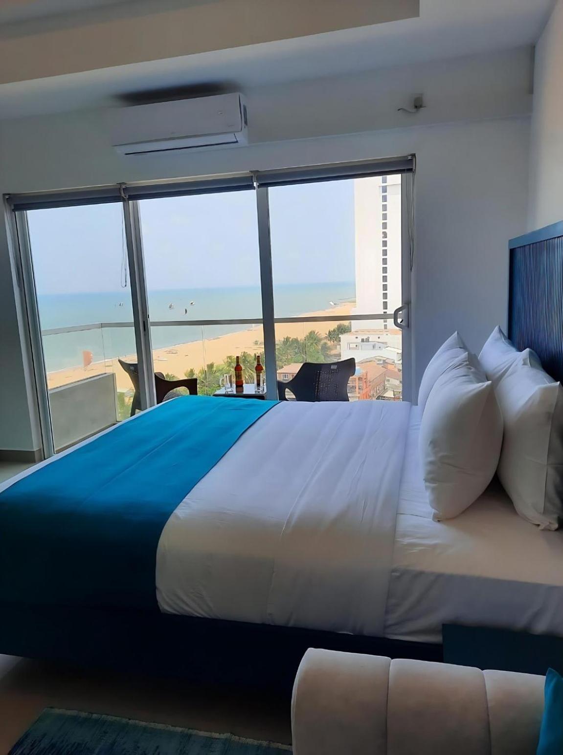 Negombo Ocean Breeze - Bliss On The Beach Luxury Apartments By Serendib Vacation المظهر الخارجي الصورة