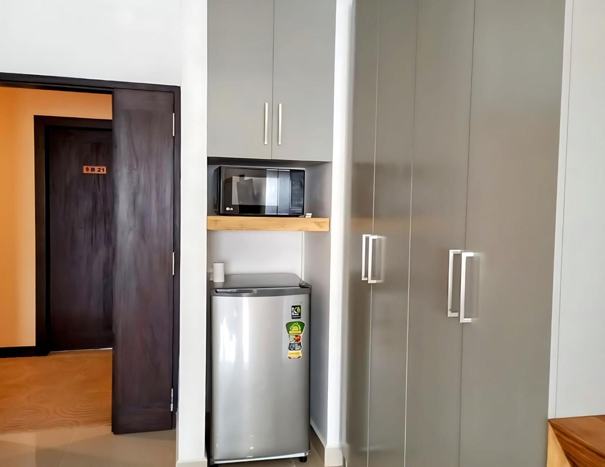 Negombo Ocean Breeze - Bliss On The Beach Luxury Apartments By Serendib Vacation المظهر الخارجي الصورة