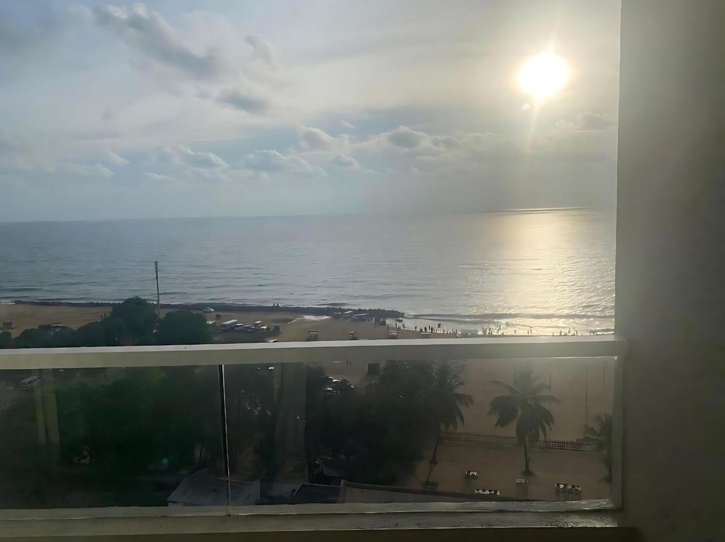 Negombo Ocean Breeze - Bliss On The Beach Luxury Apartments By Serendib Vacation المظهر الخارجي الصورة