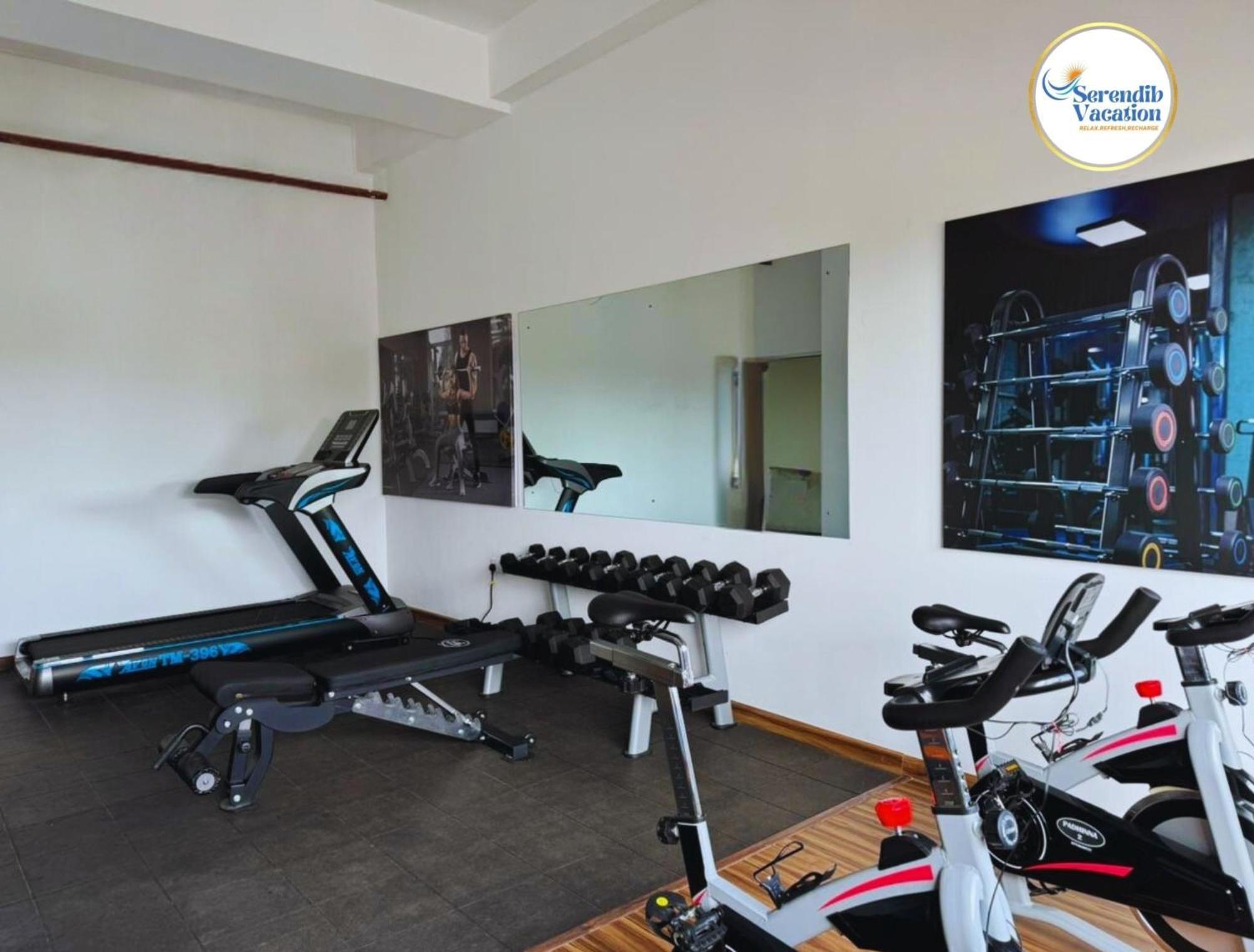 Negombo Ocean Breeze - Bliss On The Beach Luxury Apartments By Serendib Vacation المظهر الخارجي الصورة