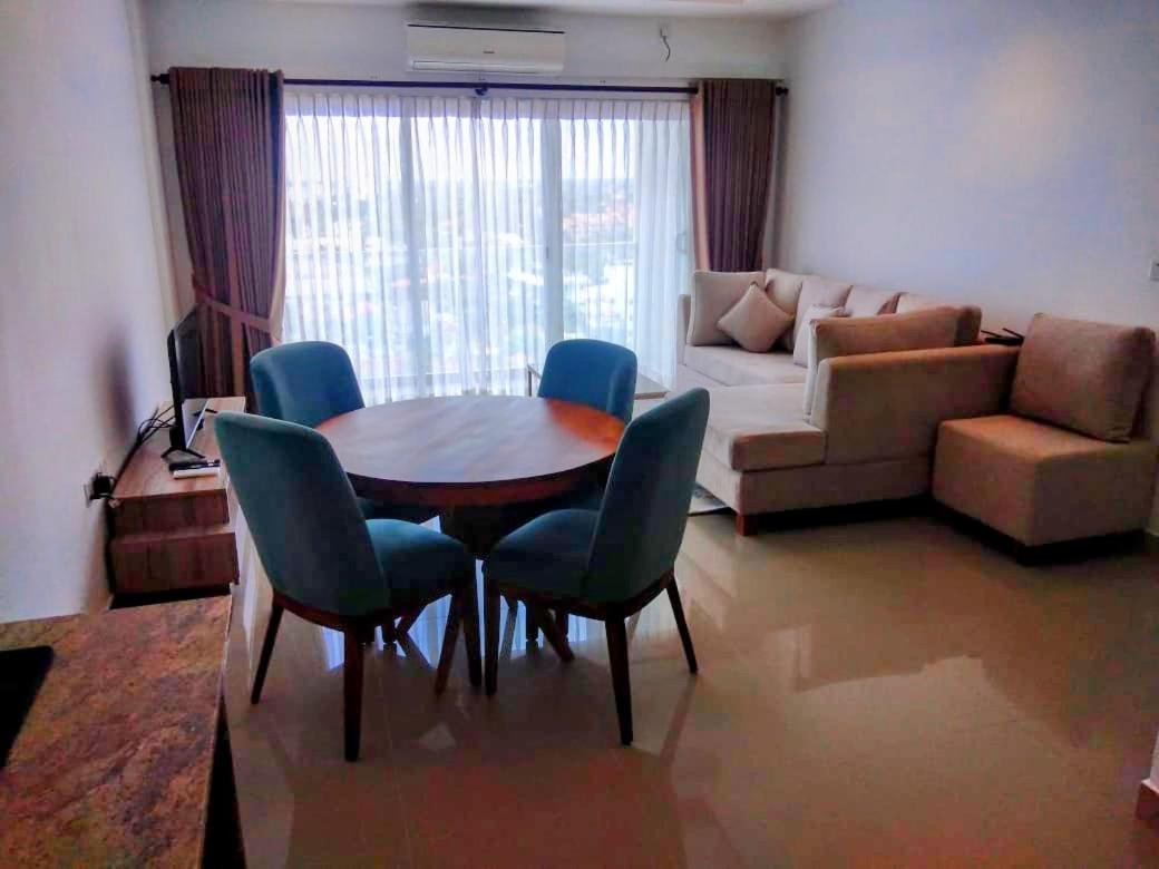Negombo Ocean Breeze - Bliss On The Beach Luxury Apartments By Serendib Vacation المظهر الخارجي الصورة