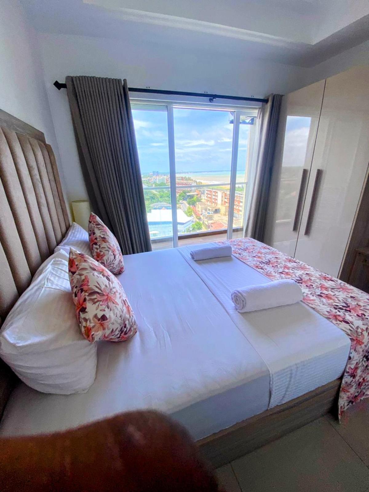 Negombo Ocean Breeze - Bliss On The Beach Luxury Apartments By Serendib Vacation المظهر الخارجي الصورة