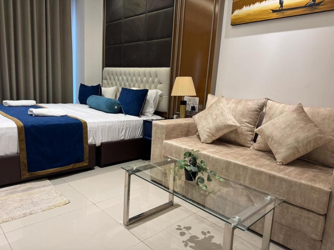 Negombo Ocean Breeze - Bliss On The Beach Luxury Apartments By Serendib Vacation المظهر الخارجي الصورة